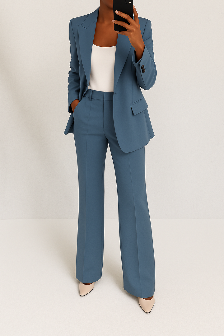 Chic women's business suit set, perfect for office or formal events. Tailored fit.