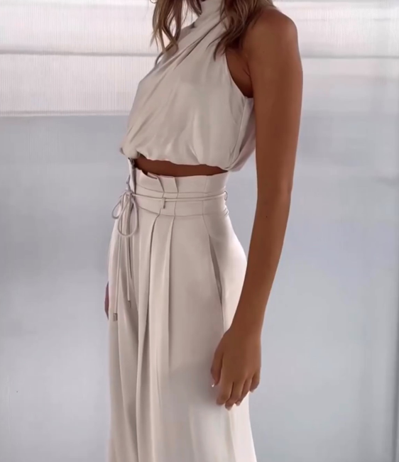 Elegant women's linen blend set for warm weather. Comfortable & dressy spring/summer fashion.