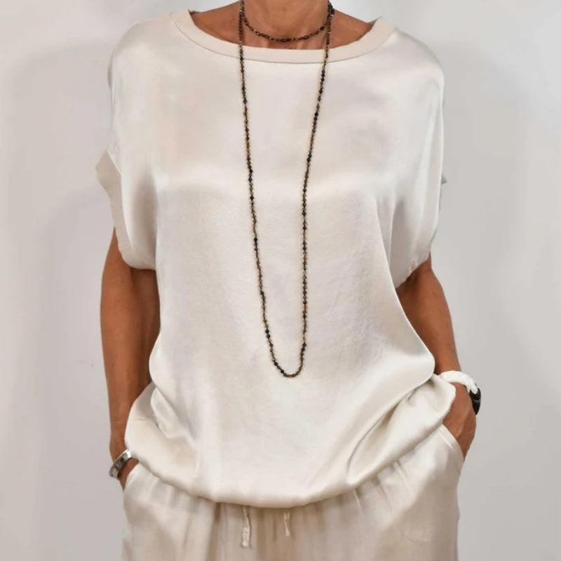 Modern elegant women's two-piece outfit set, perfect for a chic and stylish fashion ensemble.