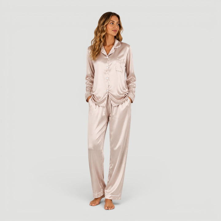 Elegant women's two-piece pajama lounge set in soft fabric for ultimate comfort and stylish sleepwear.
