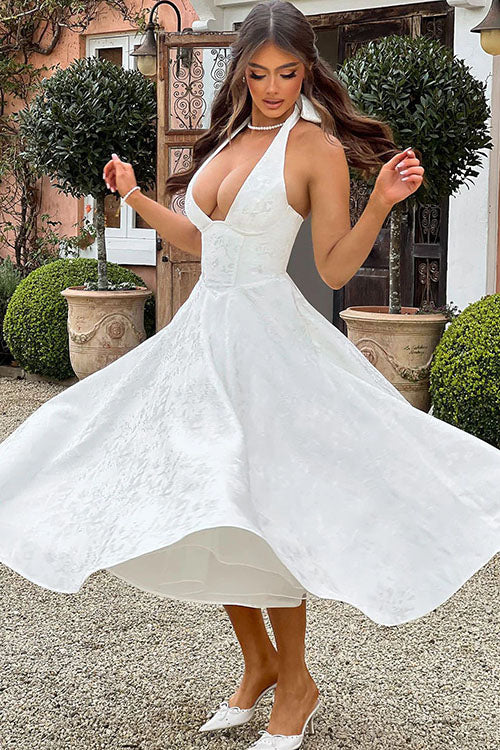 Sophisticated sleeveless jacquard maxi dress, V-neck halter for women's events.