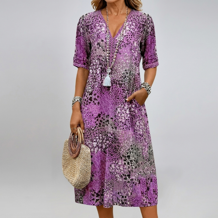 Versatile women's V-neck lace dress with short sleeves, great for summer, casual or formal events.