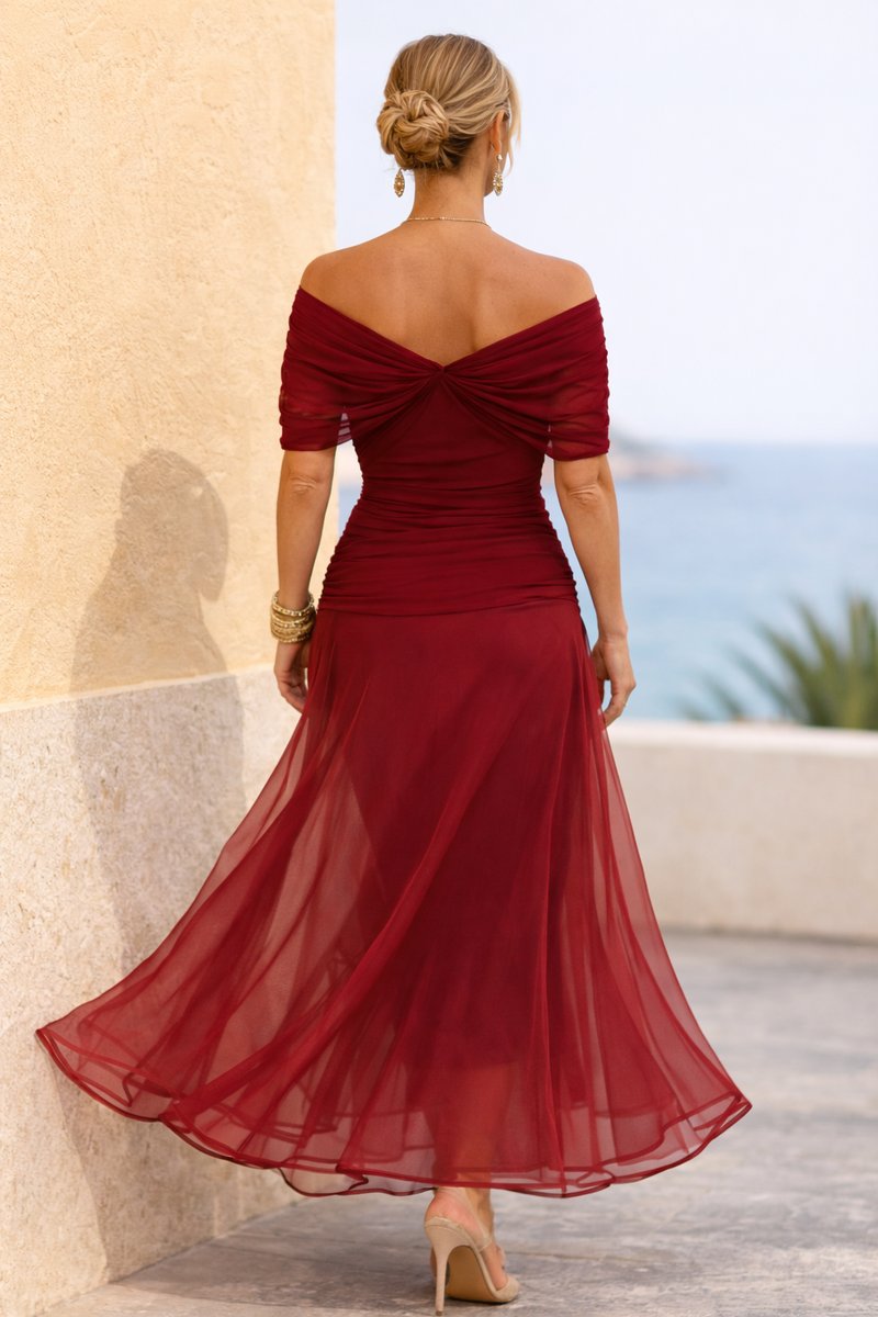 Women's fashionable V-neck cocktail dress, a maxi formal evening wear with an elegant pleated waist.
