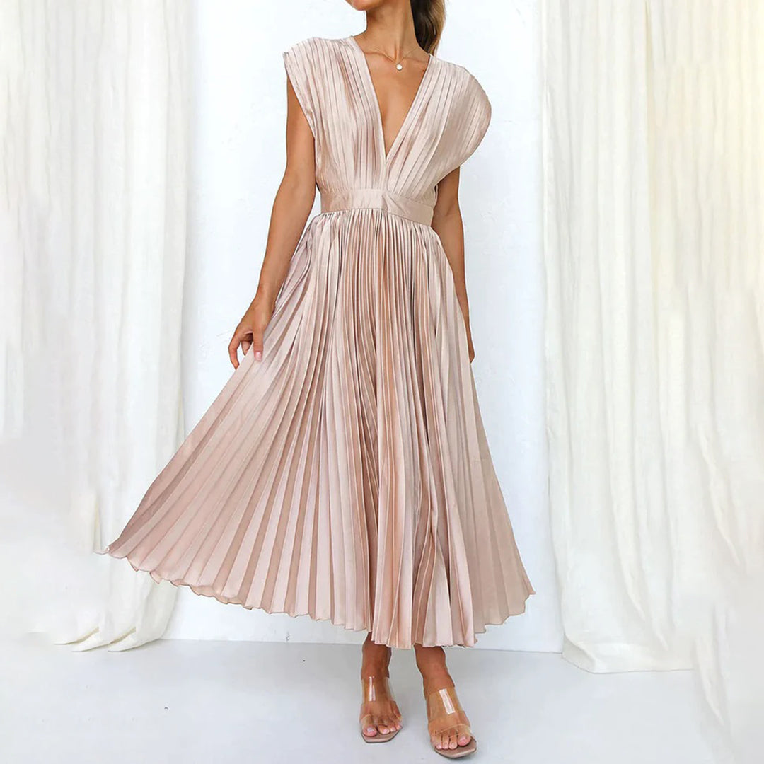 Elegant women's V-neck pleated maxi dress, perfect for wedding guests & formal occasions.