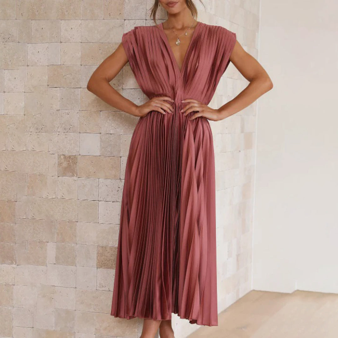 Chic women's V-neck pleated maxi dress, an elegant choice for special occasions & wedding guests.