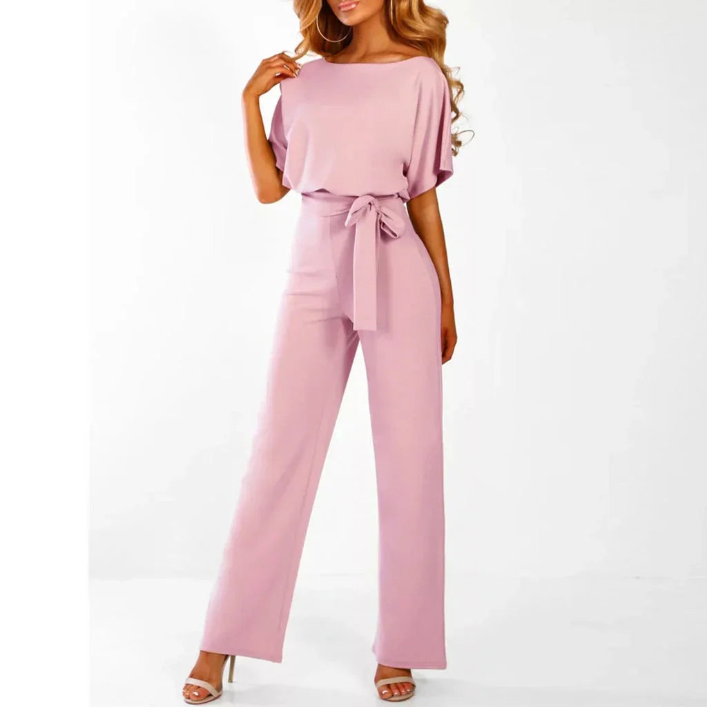 Fashionable women's jumpsuit, perfect for effortless day-to-night style. Comfortable & chic.