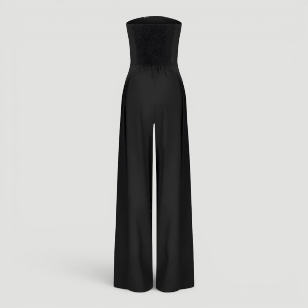 Timeless women's strapless jumpsuit with a flowing wide leg, offering elegant and chic comfort.