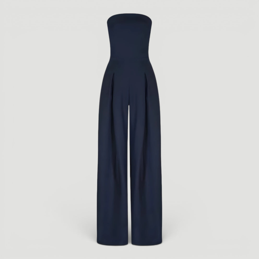 Sophisticated women's strapless wide-leg jumpsuit, an elegant and comfortable option for evening wear.