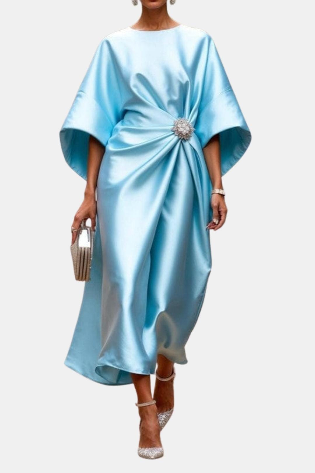 Stylish women's elegant maxi dress featuring wide sleeves. A chic evening gown & sophisticated party wear.