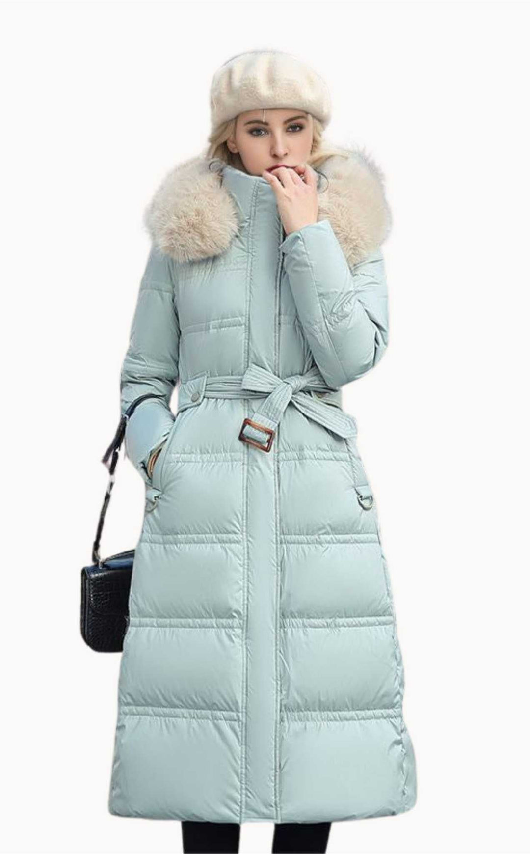 Elegant women's winter coat with tailored fit & removable hood, perfect for chic autumn/winter fashion.