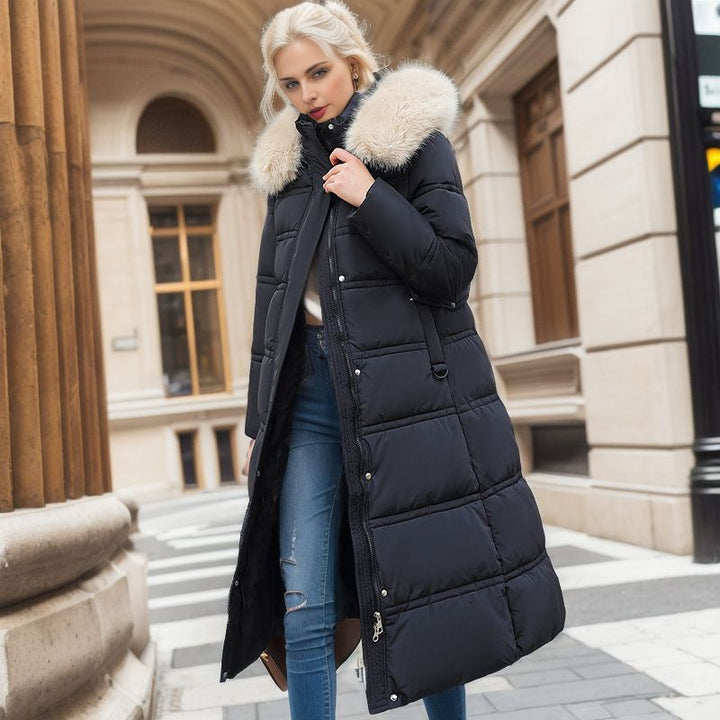 Chic and cozy women's winter coat, featuring a tailored fit and removable hood for stylish autumn and winter wear.