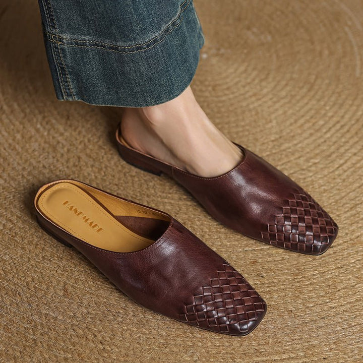 Stylish women's woven mules, perfect for casual yet chic fashion with a distinctive square toe.