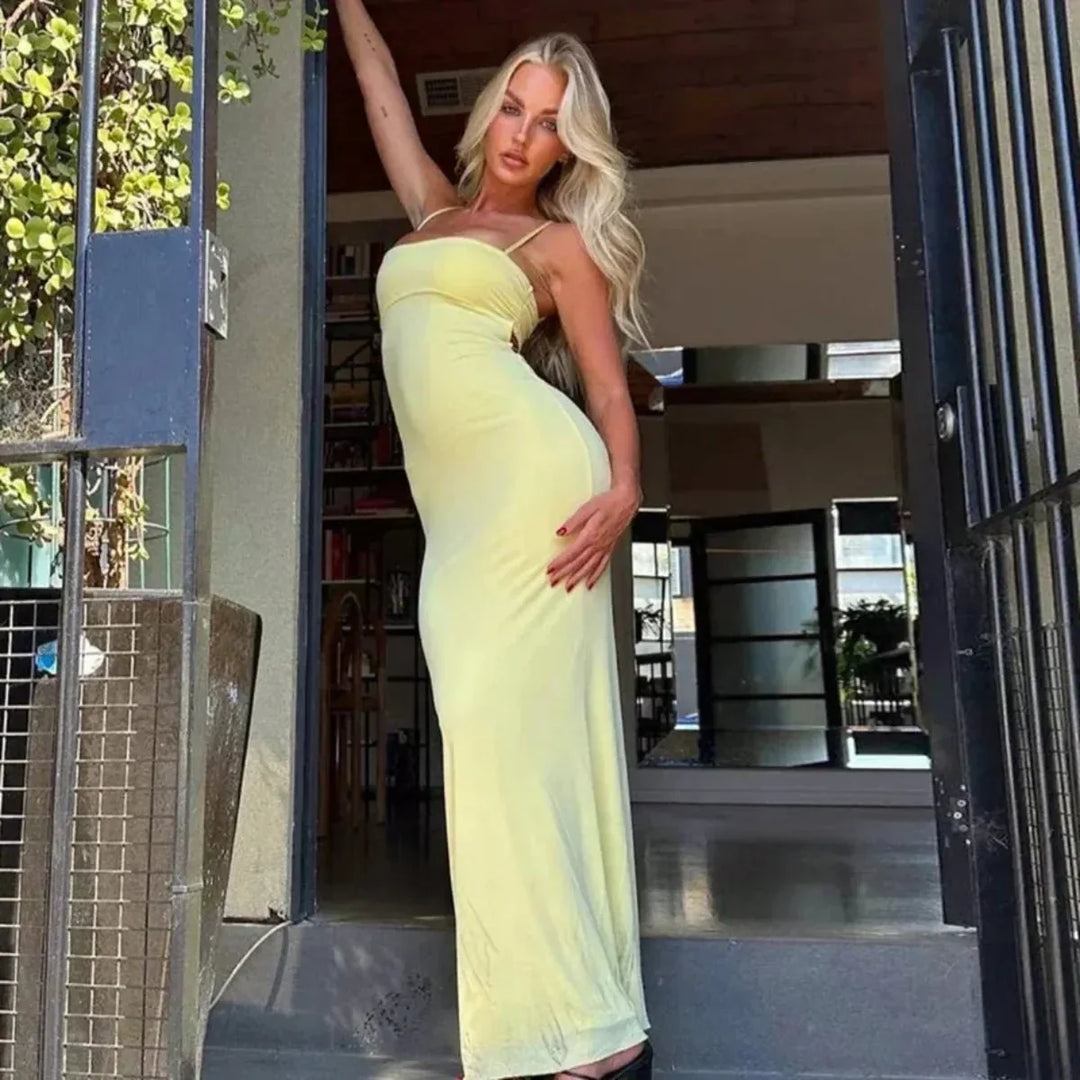 Elegant yellow bodycon backless maxi dress. Flattering long formal wear for women's special evening parties.