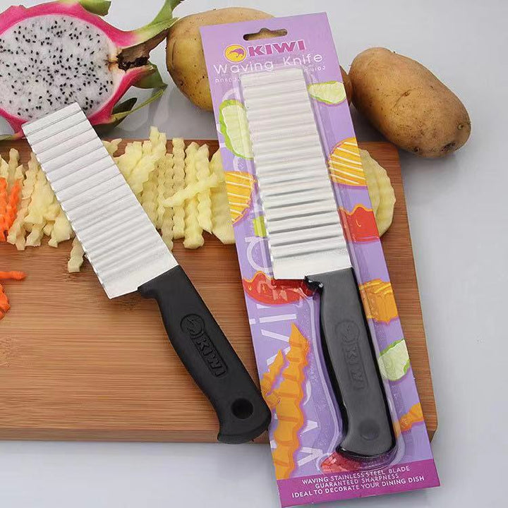 Stainless steel wavy vegetable cutter & potato chipper. Ergonomic kitchen gadget for easy food prep & creative garnishes.