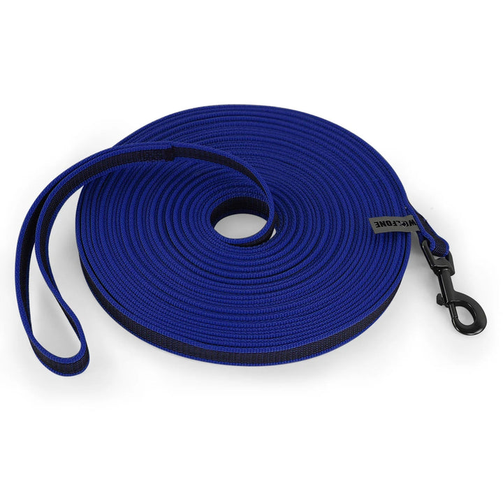 Adventure-ready extra long waterproof dog lead with a durable, comfort-padded handle.