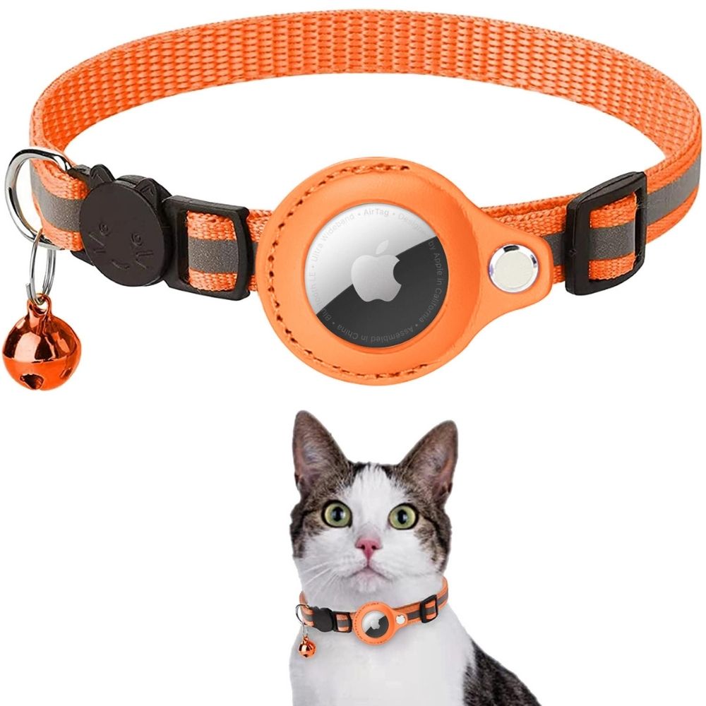 Night safety reflective cat collar with GPS tracker, quick-release buckle.