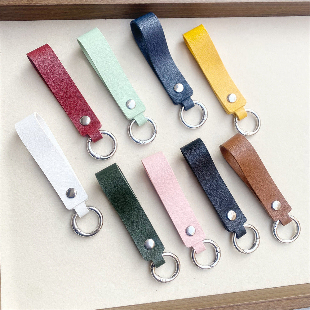 Genuine leather keyring for keys. Durable & stylish unisex accessory, perfect key organizer.