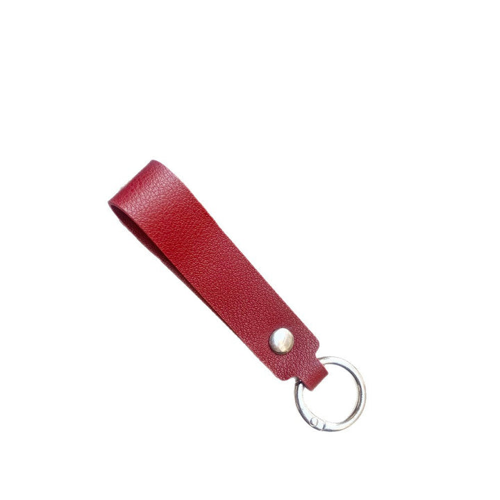 Small gift idea: high-quality genuine leather key holder. Durable, chic, and practical accessory.