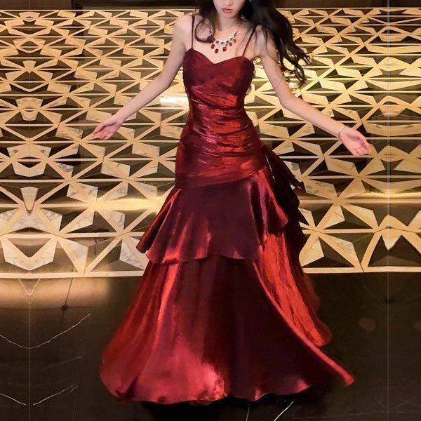 Glamorous women's ruffled maxi dress, perfect for elegant evenings & special occasions.