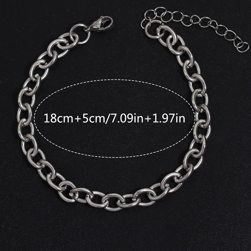 Adjustable women's chunky chain bracelet, an elegant and bold jewelry piece.