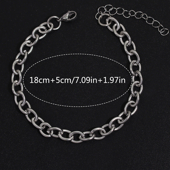 Adjustable women's chunky chain bracelet, an elegant and bold jewelry piece.