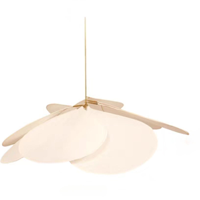 Hand-woven floral pendant light with a natural, elegant design, perfect for ambient home decor.