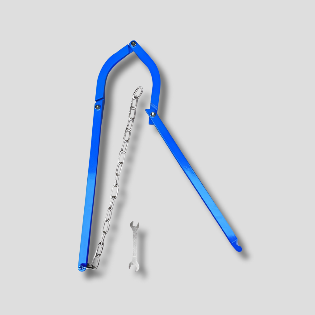 Agricultural wire tensioner, a robust farm tool for efficient fencing and secure wire stretching.