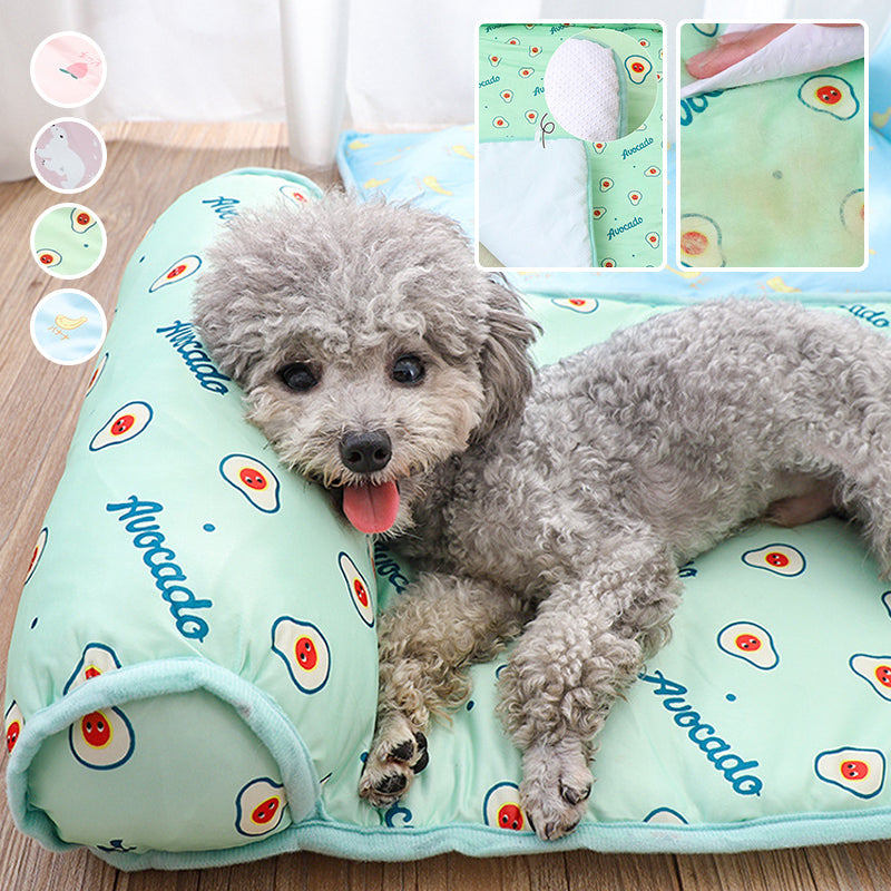 Ice silk cooling mat for dogs & cats, providing summer comfort.