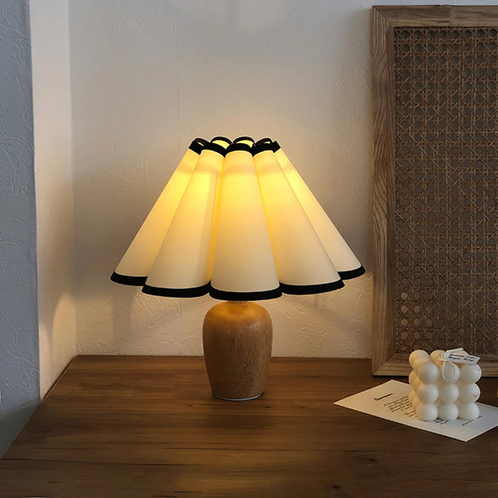 Modern fluted desk lamp, Kaianas, for stylish home office decor.