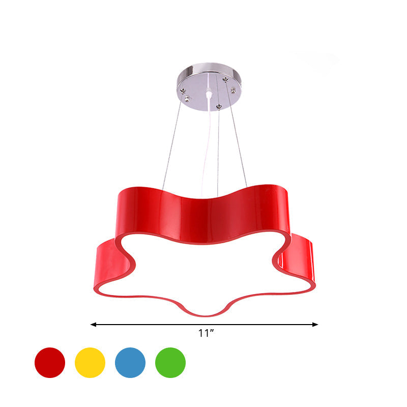 Modern star LED hanging lamp for kids' rooms. Energy-efficient pendant light enhances bedroom decor.