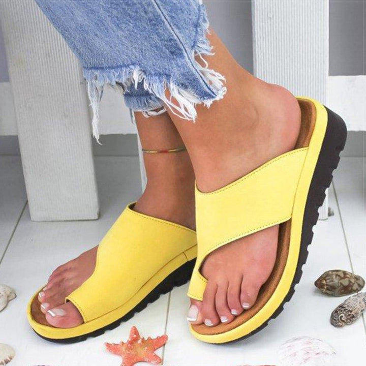 Orthopaedic comfort sandals for women, promoting foot health with ergonomic support. Ideal daily wear footwear.