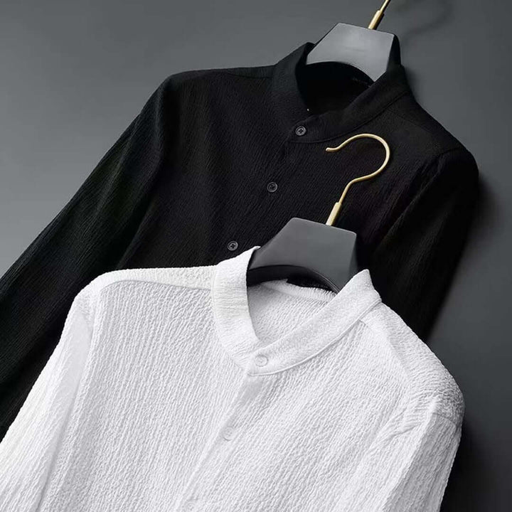 Stylish men's summer outfit, a modern lightweight two-piece set for ultimate casual comfort.
