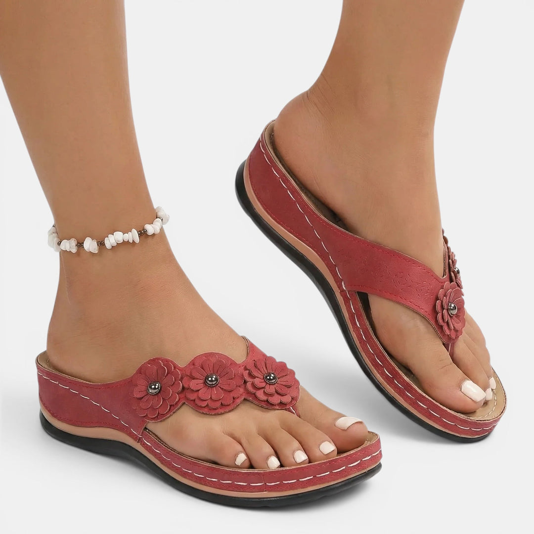 Easy-wear slip-on women's comfort sandals, versatile lightweight footwear perfect for summer walking.