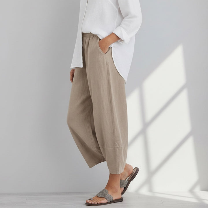 Versatile women's flowy wide leg pants, a comfortable choice for summer casual and elegant occasions.