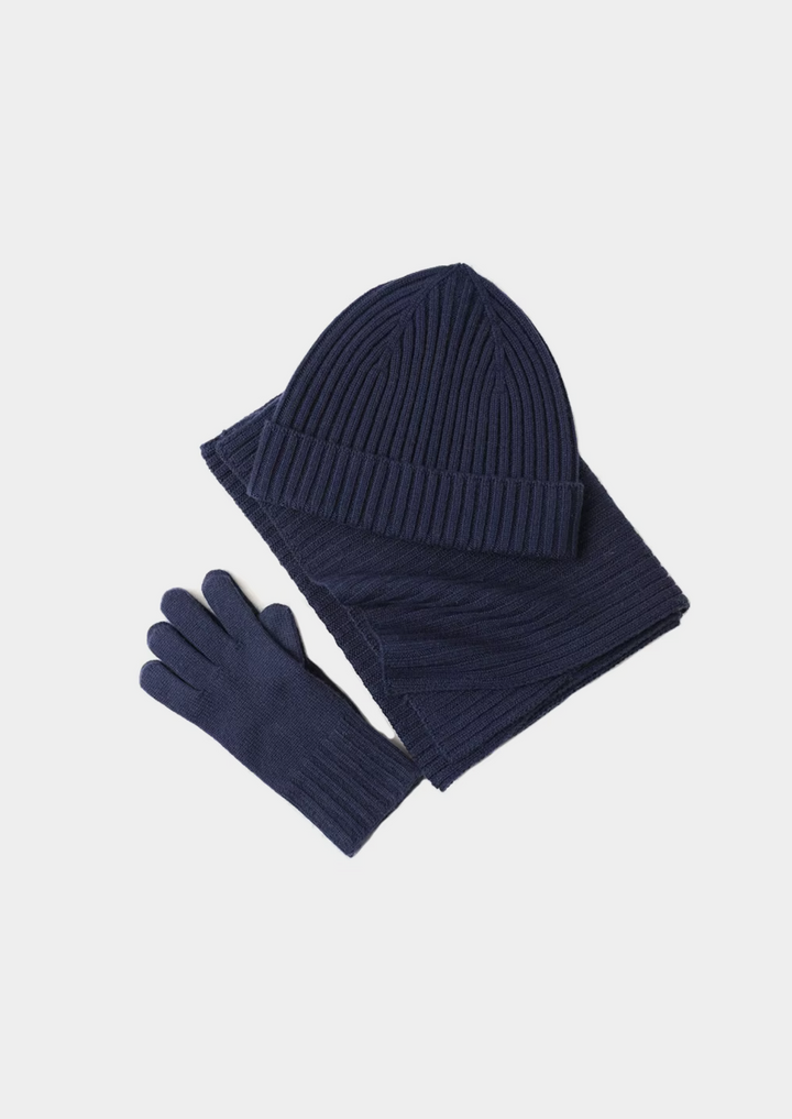 Premium cashmere winter essentials: ultra-soft hat, gloves, & scarf set for warmth, comfort & luxury. Great gift.