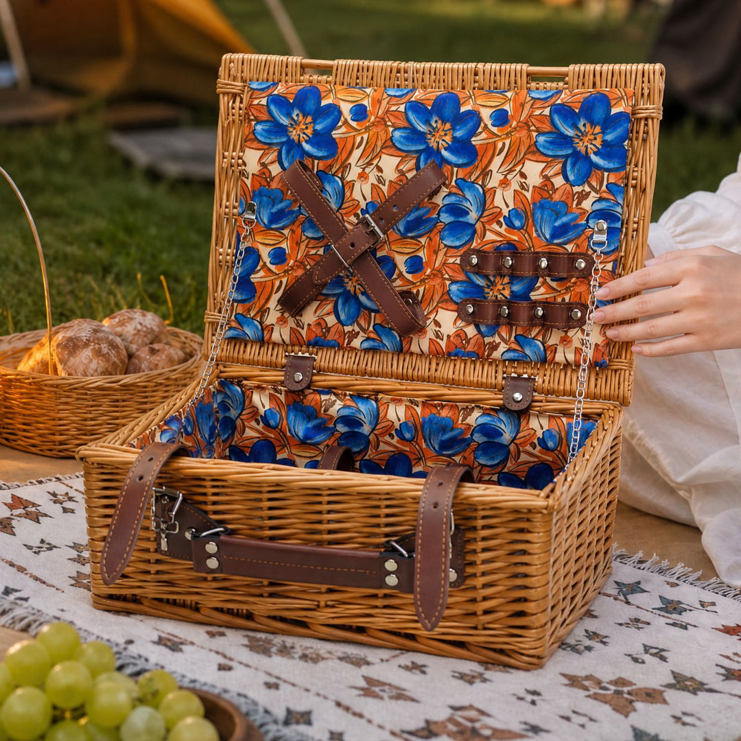 Practical women's picnic basket with thermal cooler & elegant crockery set, designed for comfortable outdoor meals.