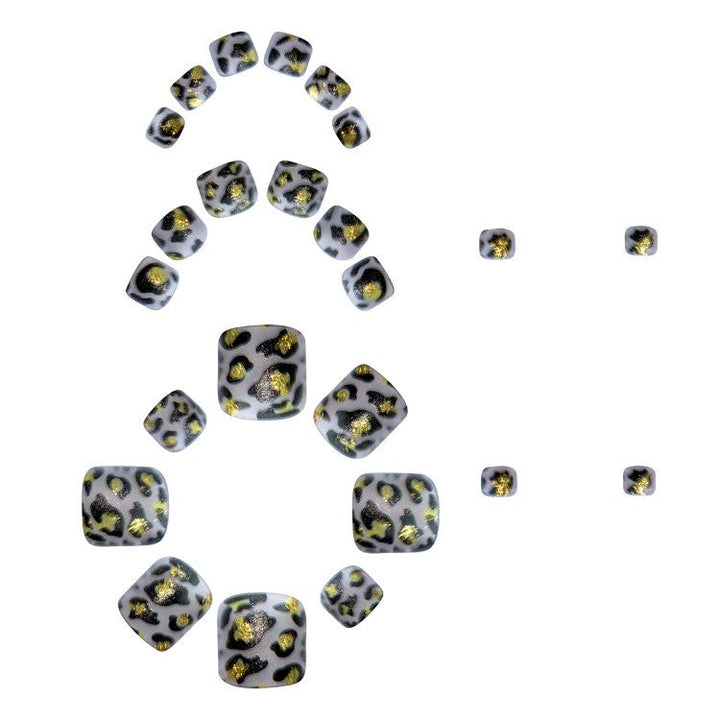 Stylish matte leopard pattern nail art decals. Enhance your women's manicure with these trendy & easy-to-use stickers.