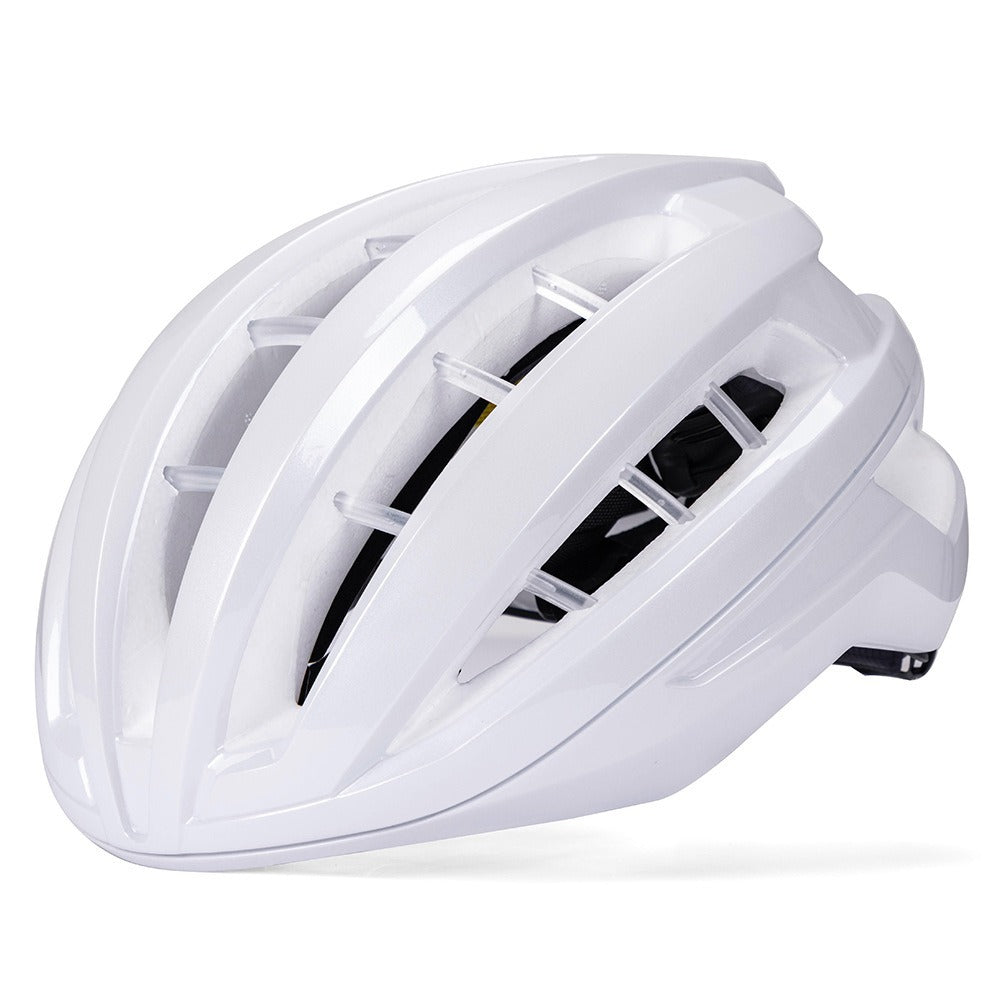 Comfortable & lightweight men's aerodynamic road cycling helmet for ultimate protection on bike rides and sports.