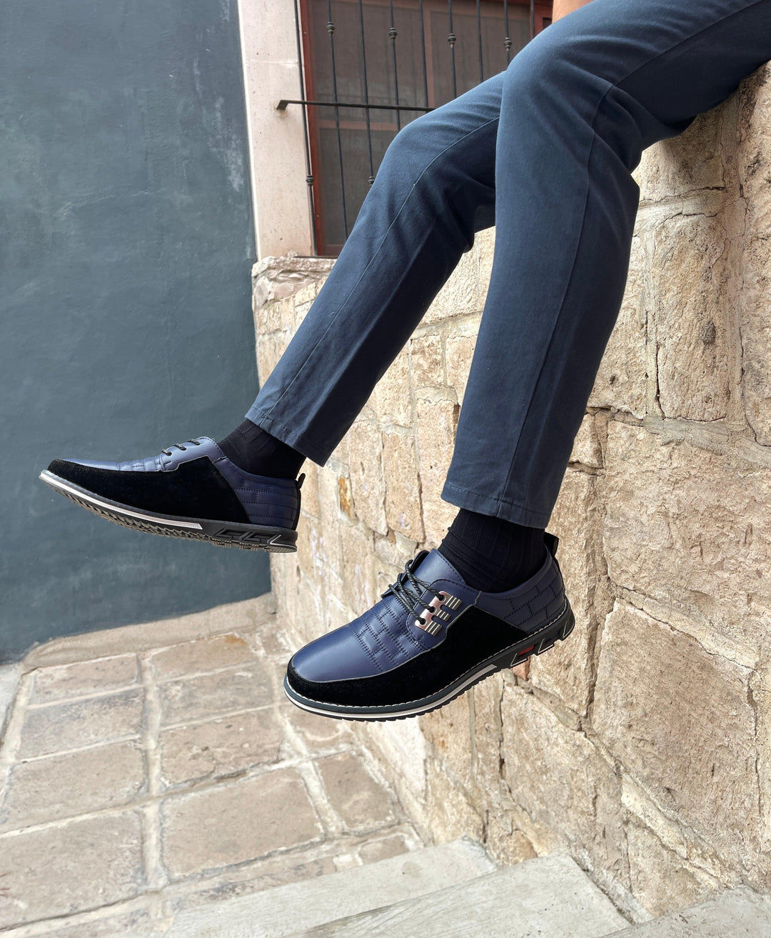 Men's sleek black lace-up dress shoes. Smart casual versatile footwear, ideal for office & stylish fashion.