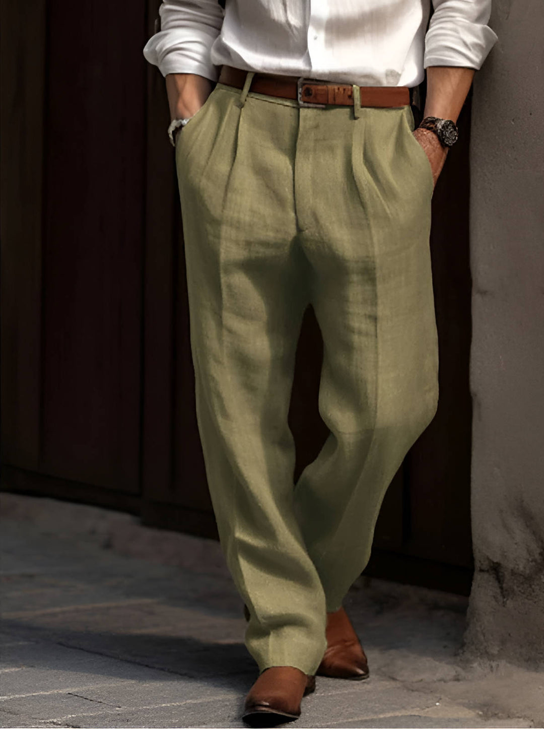 Men's white pleated relaxed fit pants. Comfortable elastic waist, perfect casual or dress pants.