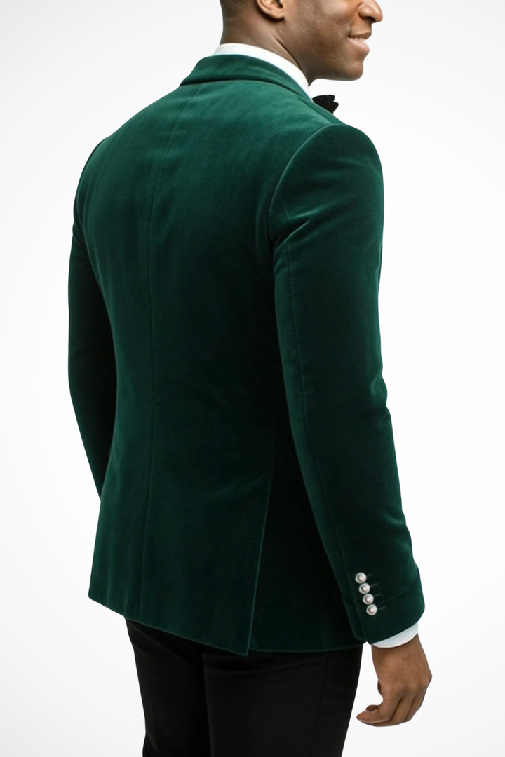 Sophisticated men's blush pink formal jacket. Tailored fit peak lapel blazer, ideal for events.