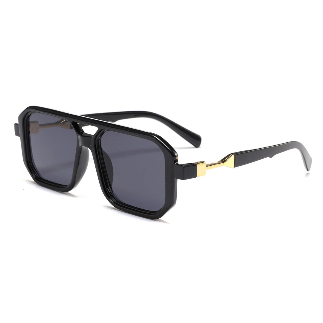Fashionable men's oversized square sunglasses, perfect for a bold look with UV protection. Designer style eyewear.