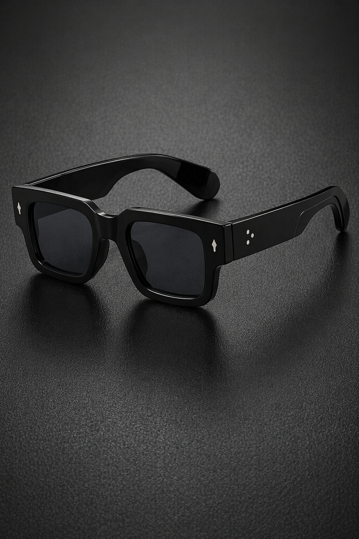 Street style men's bold rectangle sunglasses, featuring fashionable tinted lenses and sleek design.