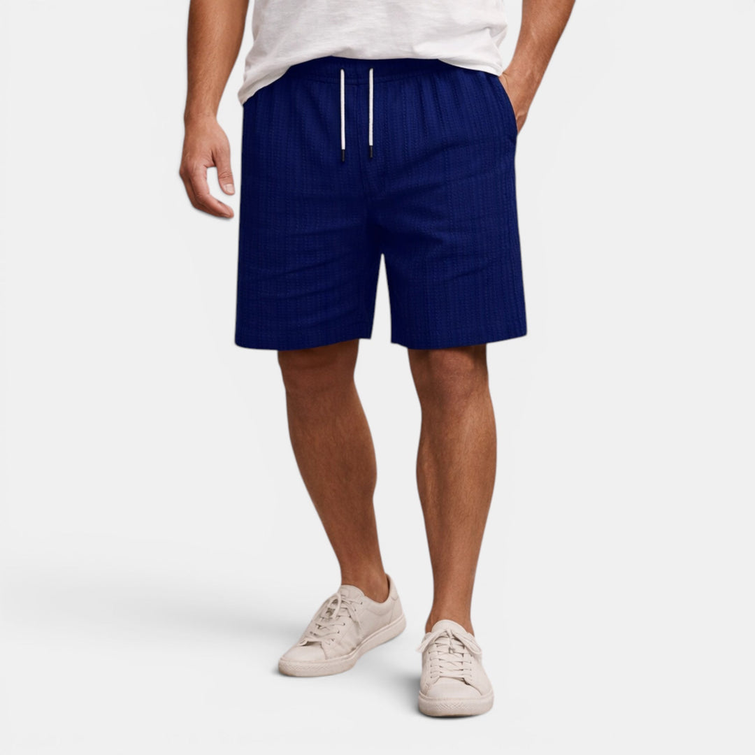 Lightweight men's casual shorts, breathable regular fit for warm weather apparel.