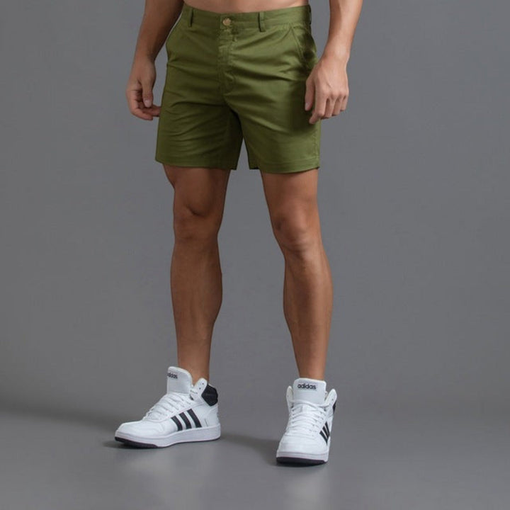 Classic men's chino shorts, breathable fabric, perfect for summer, holidays, and relaxed everyday fashion.