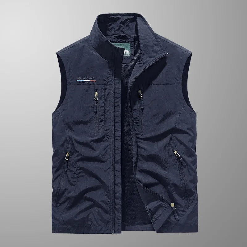 Men's activewear vest, a breathable multi-pocket utility vest for outdoor hiking, fishing, and adventures.