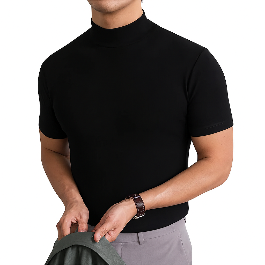 Comfortable men's short-sleeve turtleneck for summer, made with breathable fabric, ideal for casual wear.