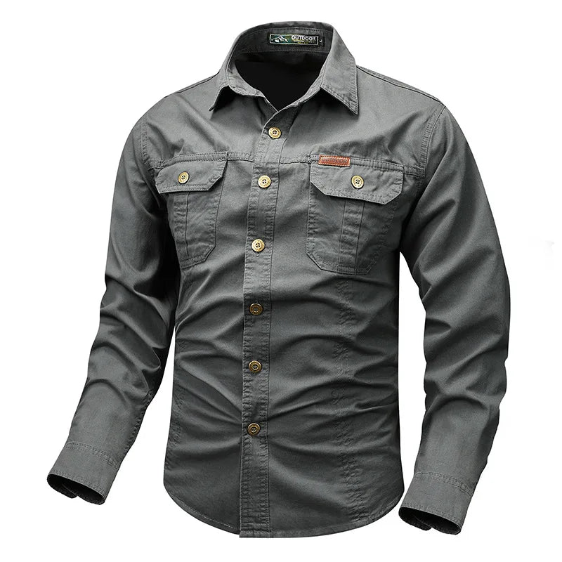 Men's button-front Oxford shirt with long sleeves & two chest pockets, ideal for smart casual wear.