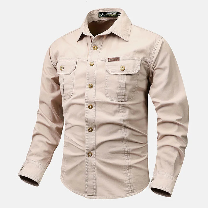 Modern men's fashion long-sleeve Oxford shirt, button-front, chest pockets, perfect for smart casual.
