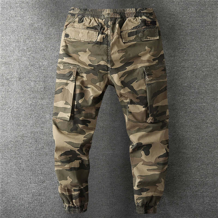 Comfortable men's camouflage cargo pants, perfect for outdoor activities, casual wear, or streetwear style.